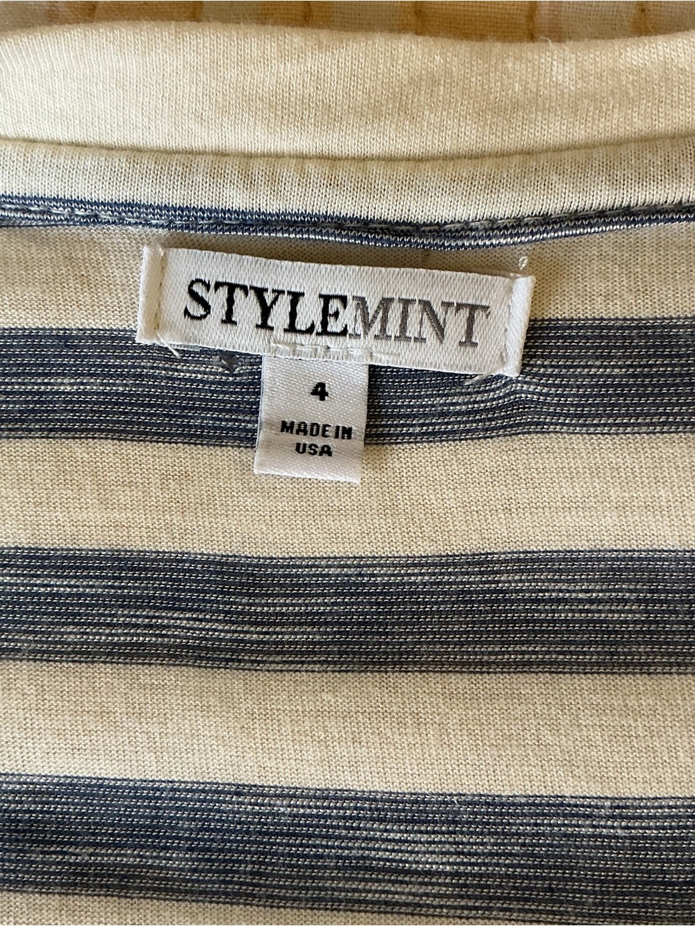 StyleMint Womens Size 4 Blue Ivory Striped V-Neck Cotton Modal Relaxed Top USA - Picture 4 of 13